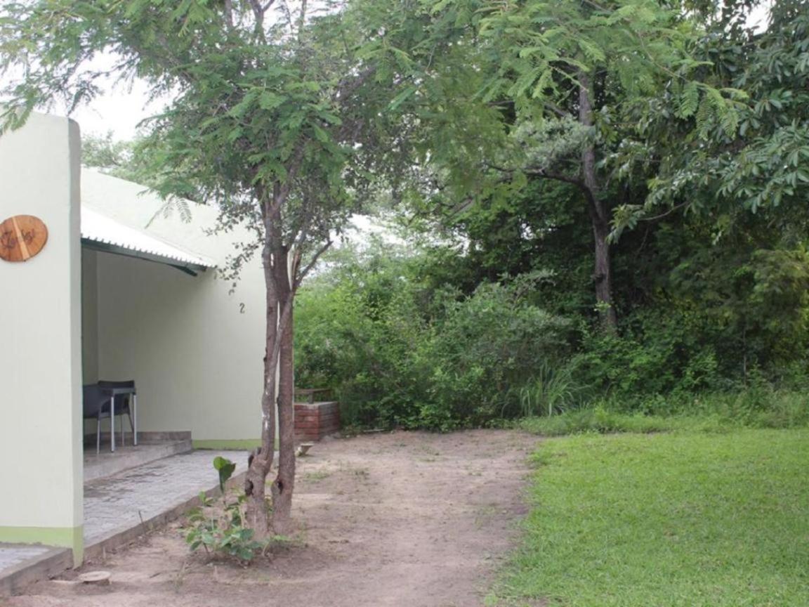 Juda Haus Lodge Katima Mulilo Buitenkant foto