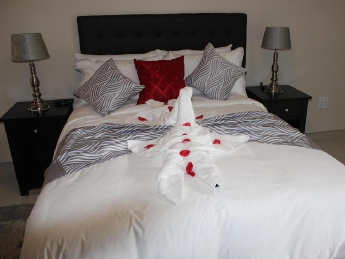 Juda Haus Lodge Katima Mulilo Buitenkant foto